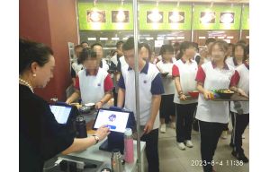 博时特支付宝双屏刷脸收银机案例：某地一中学食堂项目